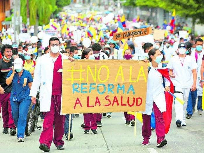 Radican ponencia negativa para archivar la reforma a la salud en el Senado 