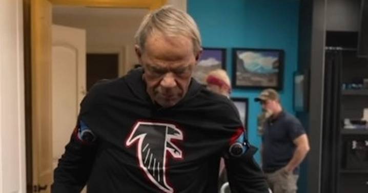 WWE icon walks for the first time in nearly two decades after being paralysed