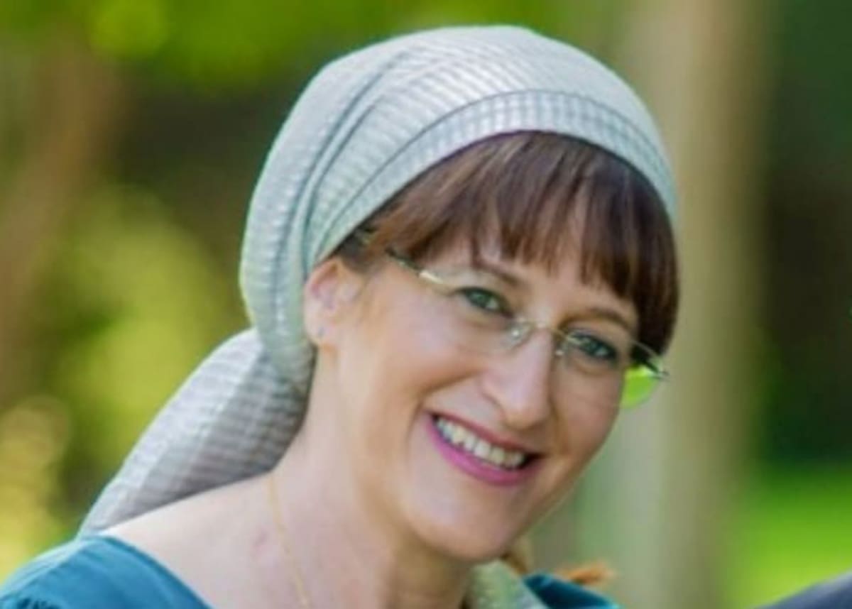Iba al trabajo y la mataron. Una de las víctimas del ataque a tiros en Jerusalén era argentina: qué se sabe de Sarah Mendelson