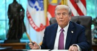 Trump amenaza con derribar aviones militares venezolanos si ponen a EEUU en una posición peligrosa