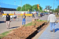 Juan José Castelli: iniciaron las obras del canal de la calle Esteban Maradona