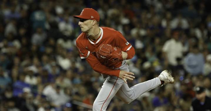 Angels struggle at the plate against red