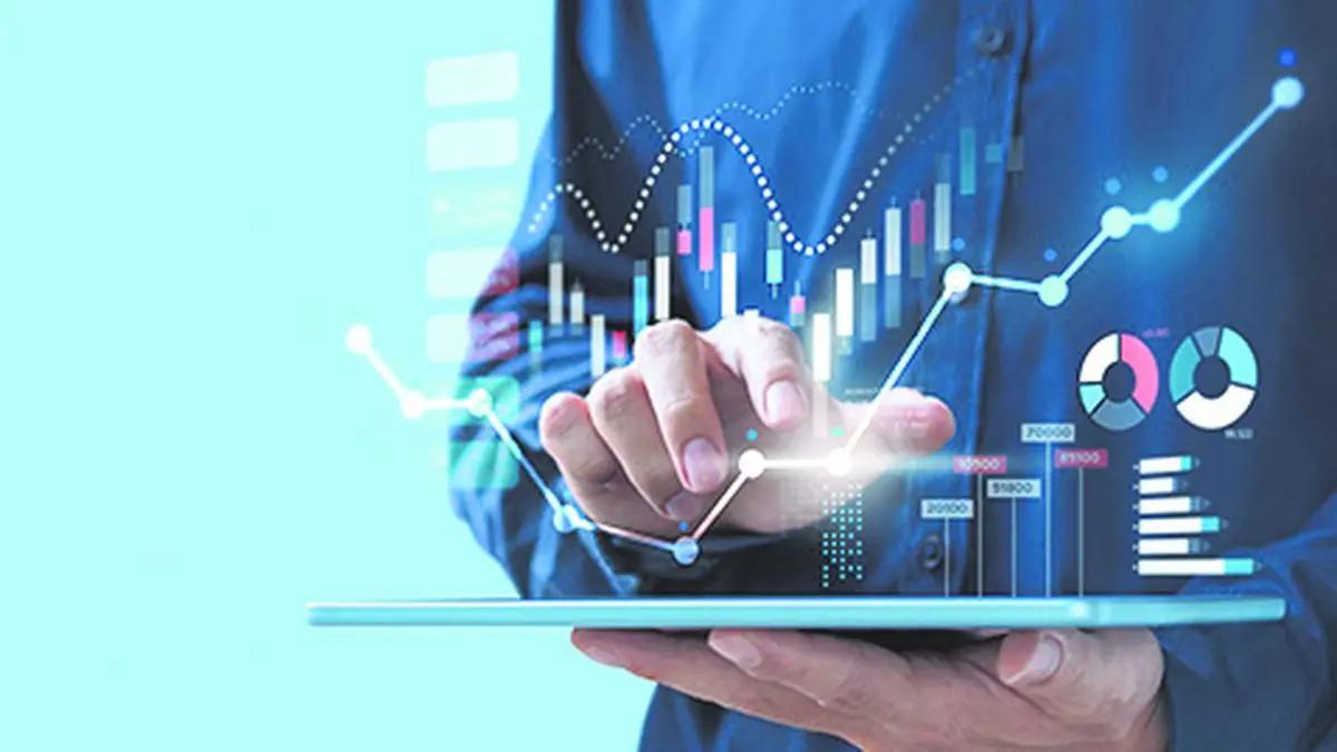 Nifty extends losing streak to seven sessions; PSU Banks rally ahead of RBI policy