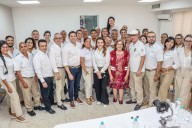 Comfamiliar formaliza a 29 trabajadores con contrato a término indefinido