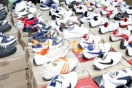 Impone SE cuotas compensatorias al calzado chino