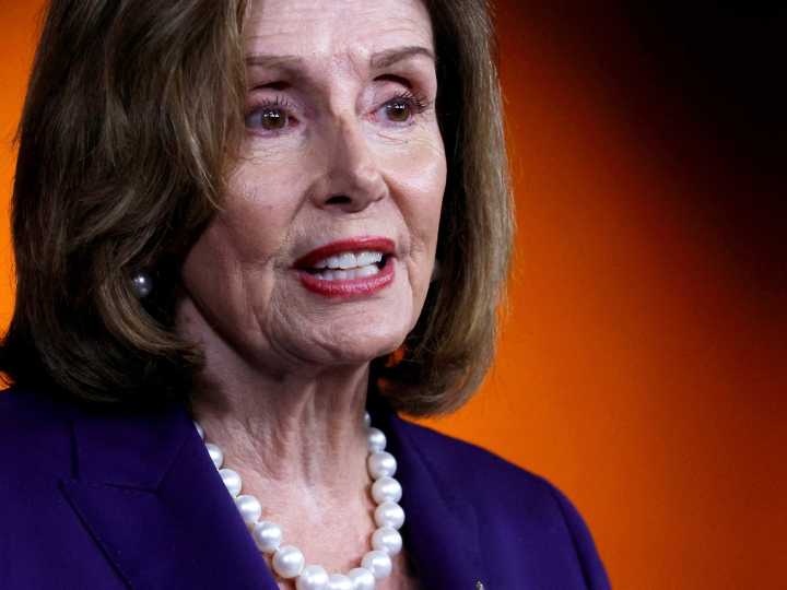 Qué relación tiene Kathy Hochul con Nancy Pelosi: la verdad detrás de los rumores