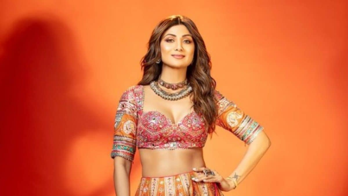 Shilpa Shetty Turns Monday Motivation Into A Hip Health Reality Check