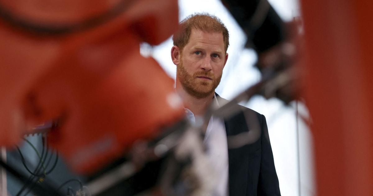 Prince Harry makes surprise visit to Ukraine in support of wounded service members
