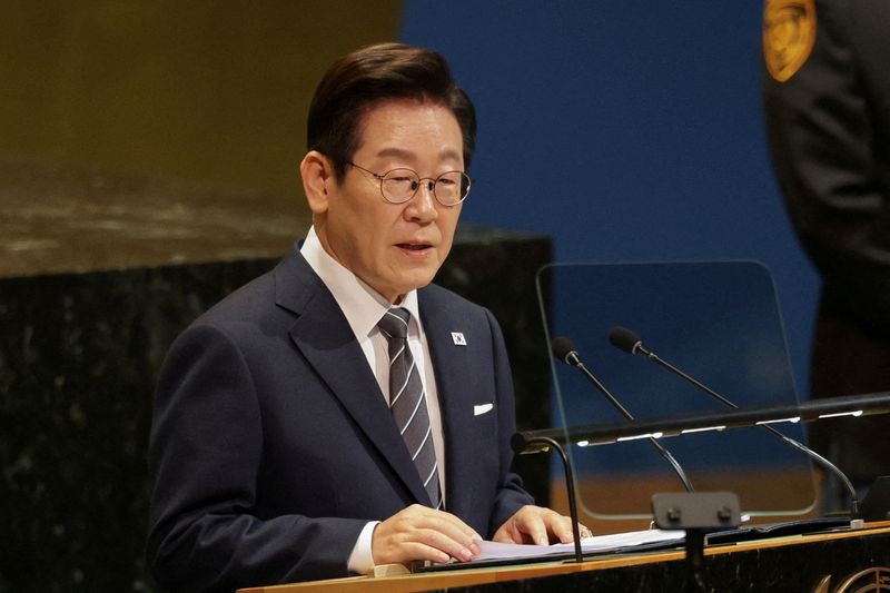 South Korea's Lee and Bessent discuss conditions for US tariff deal