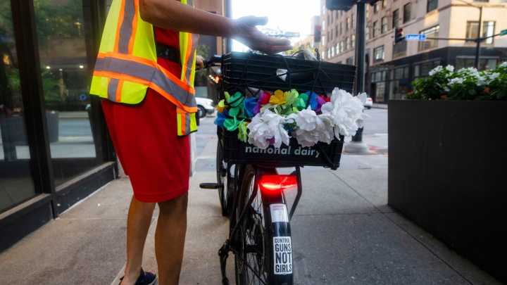Carol Maher donates $40K to install bike racks in 23 Des Moines parks