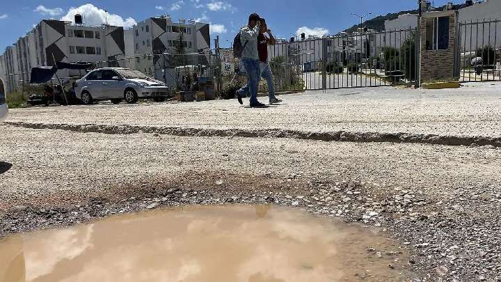 Inmobiliarias y autoridades, responsables de viviendas lejanas y sin servicios: especialistas