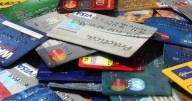 ¿Qué son las ‘tarjetas fantasma’ y por qué Monreal propone “botón digital obligatorio” para cancelarlas?