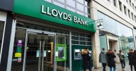 Lloyds rolls out £300 rule and says 'no other bank'