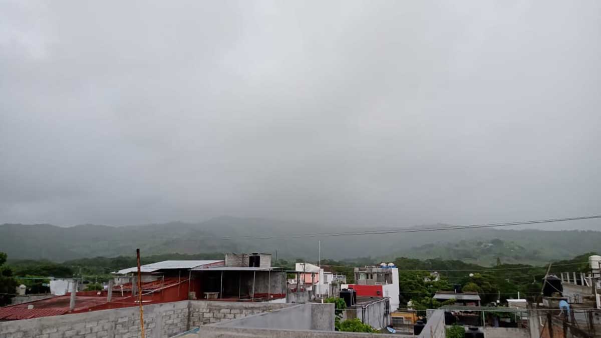 Pronostican lluvias y áreas de tormenta localmente fuertes en Oaxaca