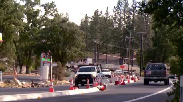Murphys residents frustrated over new median on Highway 4
