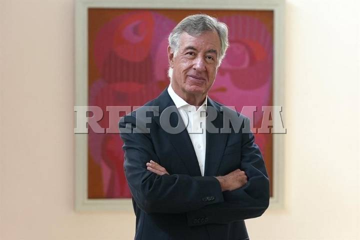 Adquiere Chico  Pardo 25%  de Banamex