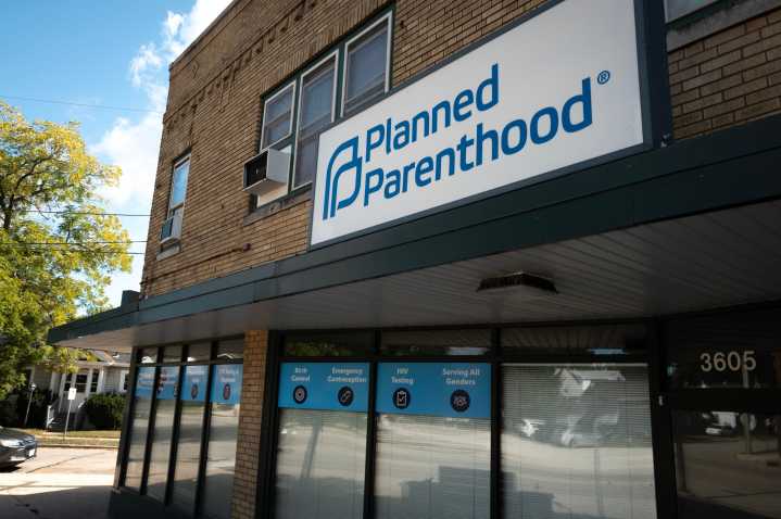 WI Planned Parenthood Abortion Clinics Will Close Due to Trump Budget Bill