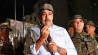 Maduro convoca a los cuarteles para aprender “a disparar”