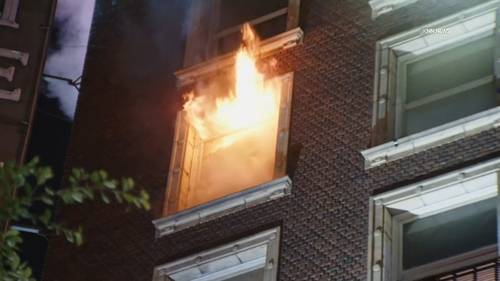 1 persona murió tras incendio en un histórico rascacielos del centro de Los Ángeles