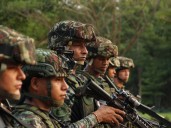 Nueva asonada en Putumayo deja a dos militares quemados