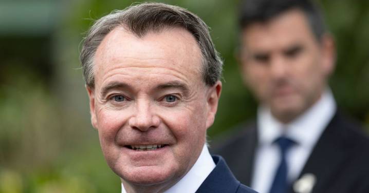 Long-serving Victorian MP and former Liberal leader Michael O'Brien to quit politics
