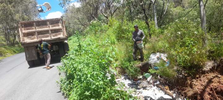 Retira Guadalupe siete toneladas de basura de terreno baldío