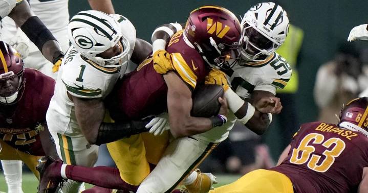 PACKERS 27, COMMANDERS 18 | They’ve got a defense? Packers stifle Commanders, Jayden Daniels en route to 2-0 start
