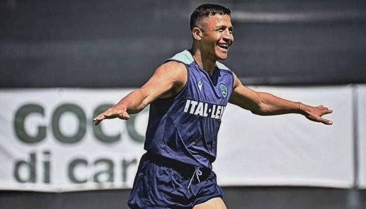 "La historia no cambia": Udinese despidió a Alexis Sánchez y así reaccionaron los hinchas italianos