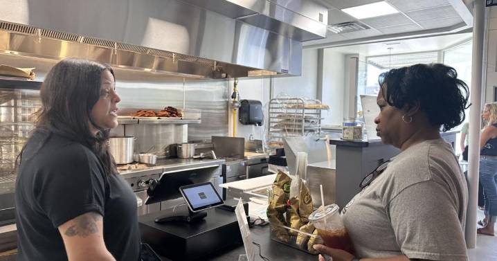 Junior's Deli opens in Burgaw