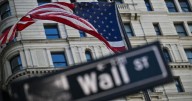 Wall Street tumbles, and US stocks head toward their worst loss in a month