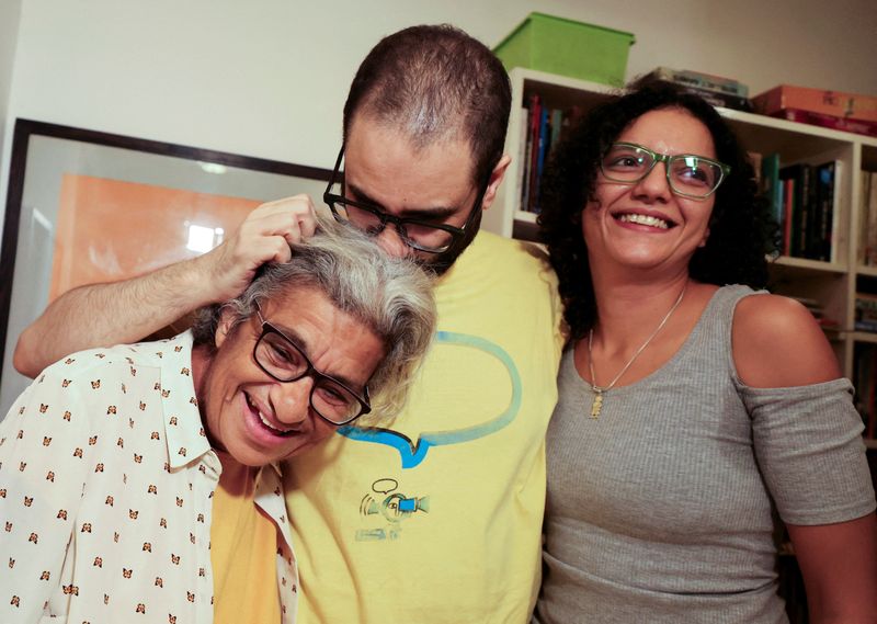 Egyptian-British activist Alaa Abd el-Fattah released after Sisi pardon