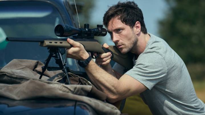 'Fuze' Review: A WW2 Bomb Is Unearthed in Central London