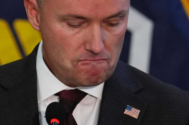 Utah’s governor, in impassioned remarks, urges Americans to find ‘off