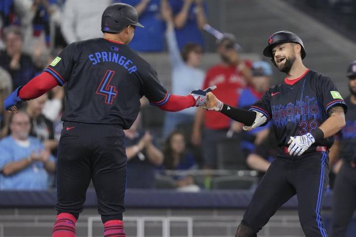 Lukes goes deep for Jays in 4-2 win over Rays, Toronto’s magic number down to two – Winnipeg Free Press