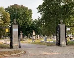 Columbus City Cemetery sets clean