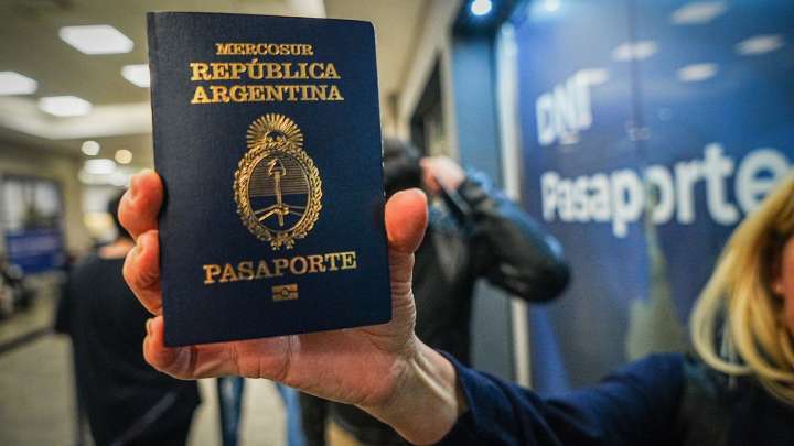 Pasaportes fallados: Renaper dispuso equipos especiales de lectura por la alta demanda