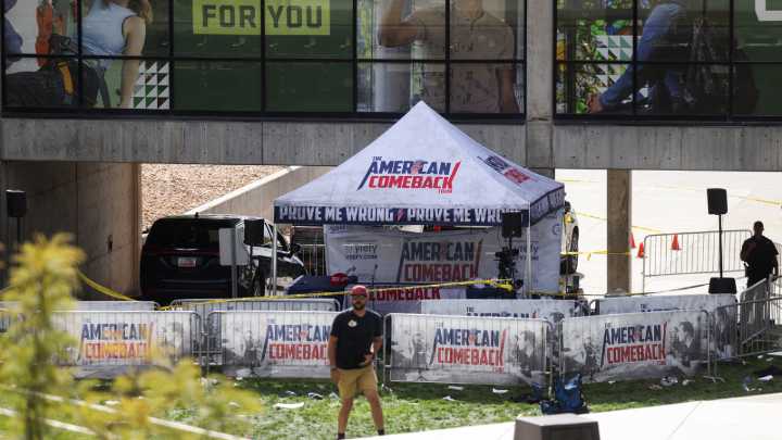 El presunto asesino del activista conservador Charlie Kirk se entregó a la policía