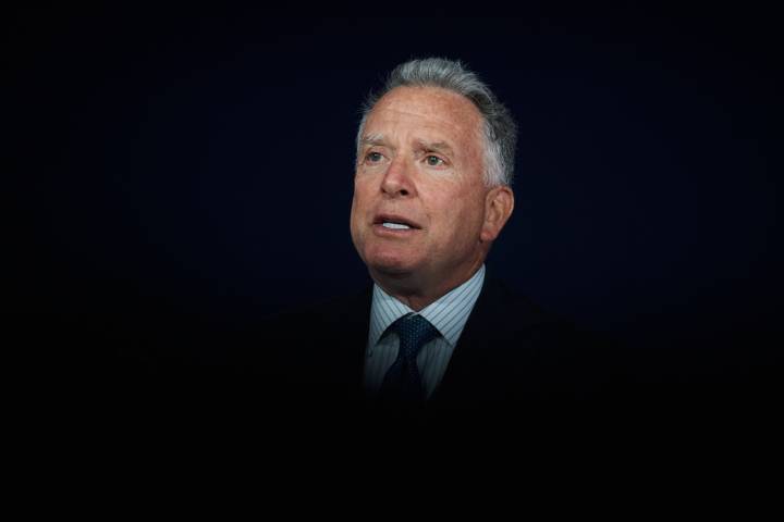 Witkoff's son sought investments from Middle East as father negotiated peace in region