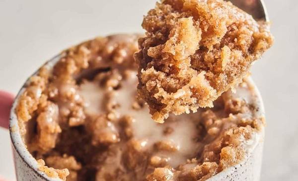 Receta sin azúcar, sin harina y sin horno de torta en taza