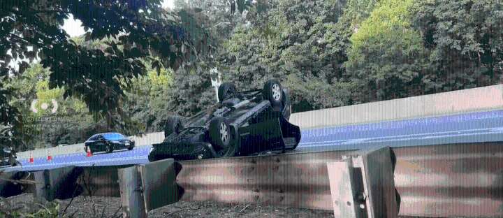 Olinville: One Hospitalized as Car Overturns on Bronx River Parkway