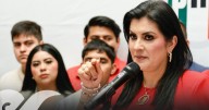 Acusa Delfina Pozos a Néstor Camarillo de intentar llevarse alcaldes priístas a MC