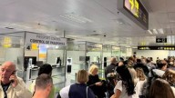 Los problemas del Aeropuerto de Tenerife Sur traen cola y Valido contesta a Marlaska: "Arruina a los canarios y nos confinan"