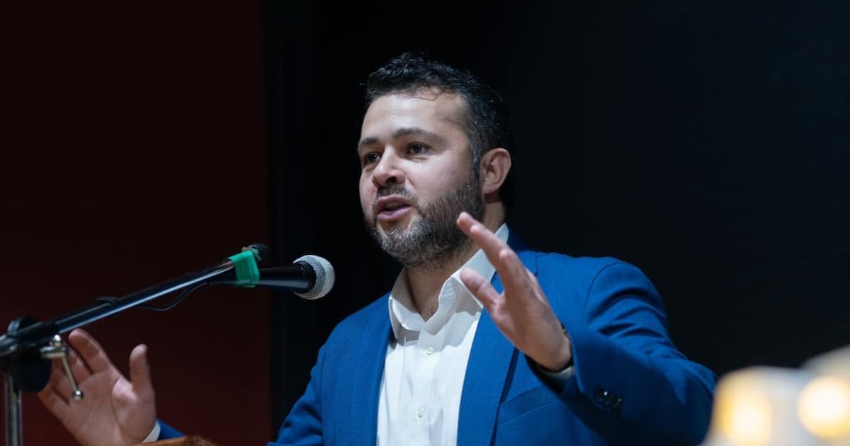 Detienen a funcionario de Melipeuco que mordió a alcalde en la oreja durante celebración de Fiestas Patrias