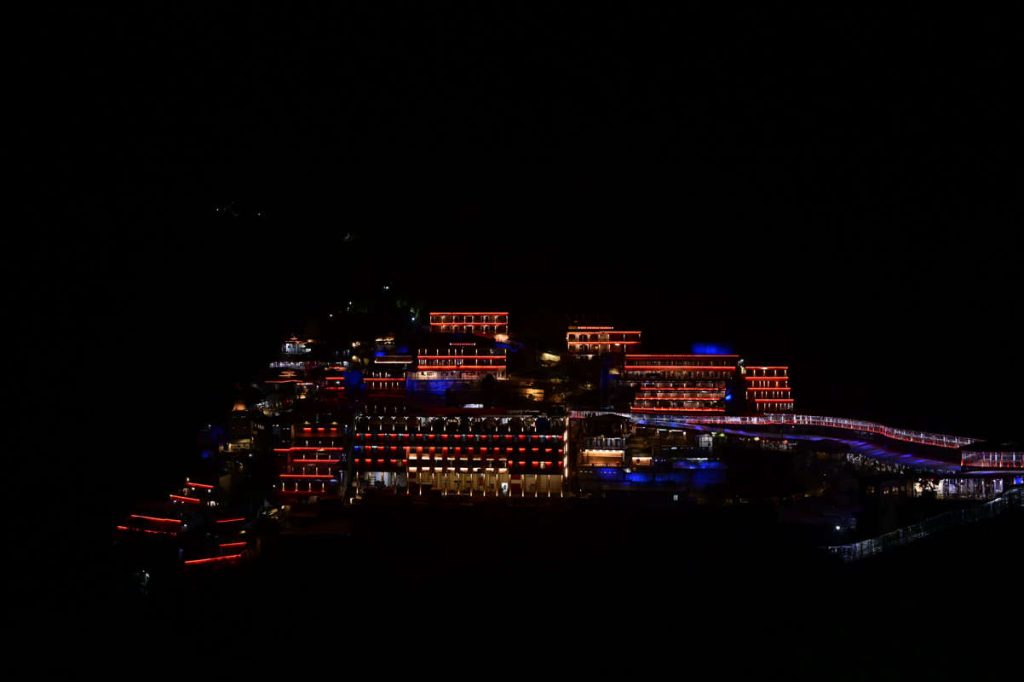 Mata Vaishno Devi Yatra: Over 1.25 lakh pilgrims pay obeisance during Navratri so far