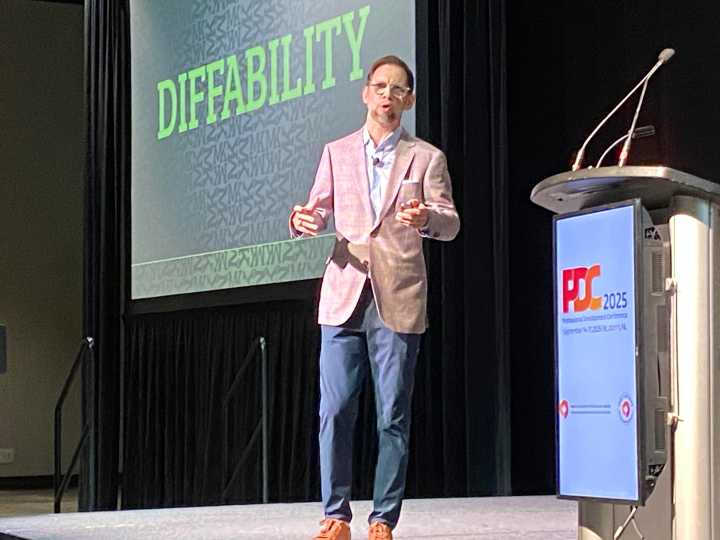 'Listening to the music': Michael Kutcher inspires safety leaders with story of purpose and perseverance