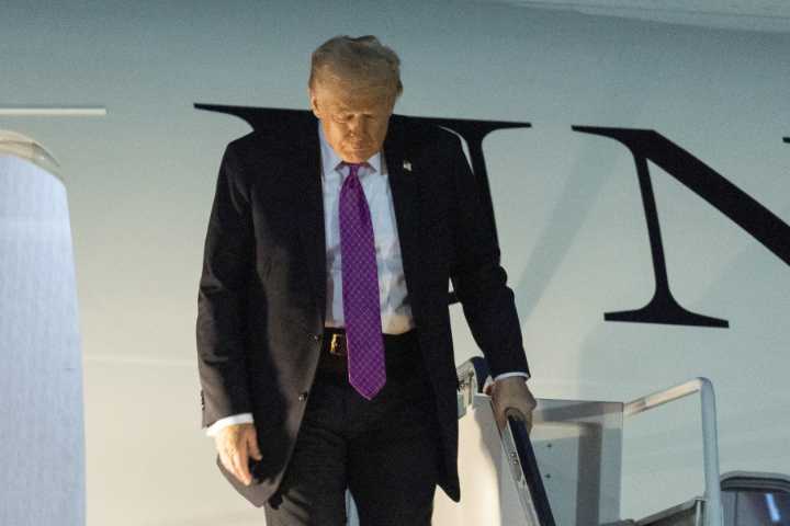 Trump says the U.S. should do away with quarterly earnings reports