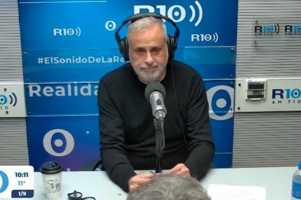 Jorge Rial denunció que lo amedrentaron poniéndole un Falcon en la puerta de su casa