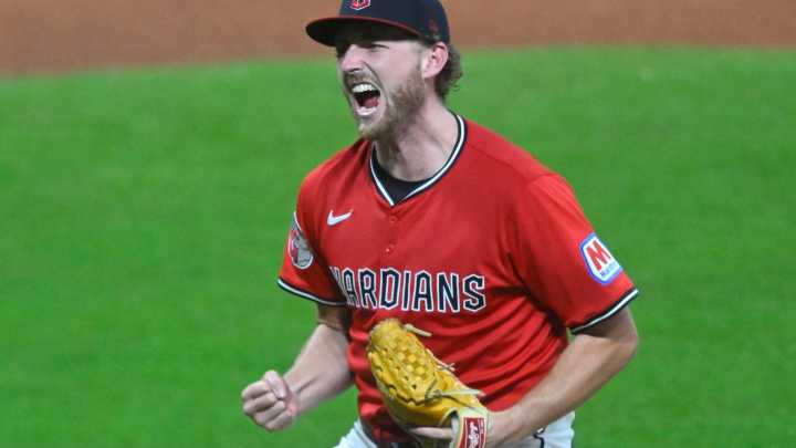 What is the Guardians' updated magic number to make the playoffs?