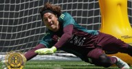 Guillermo Ochoa sigue su sueño mundialista: Firma con AEL Limassol de Chipre