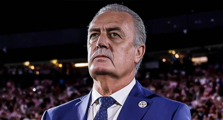 En la previa del partido ante Perú: se definió el futuro de Gustavo Alfaro como entrenador de Paraguay